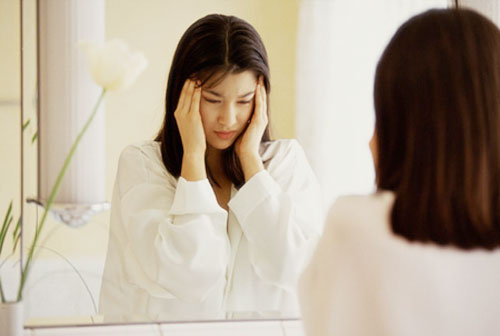 chăm sóc sức khỏe, lưu ý khi chăm sóc sức khỏe, 4 triệu chứng của việc thiếu khí huyết