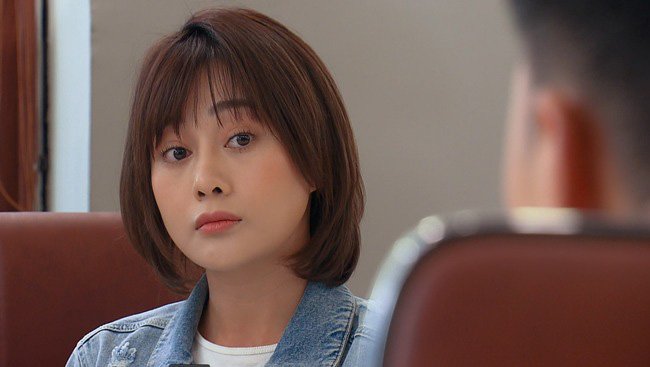 Mỹ nhân VTV năm 2021 so kè cực gắt khi để tóc ngắn: Phương Oanh cá tính, Khả Ngân sành điệu