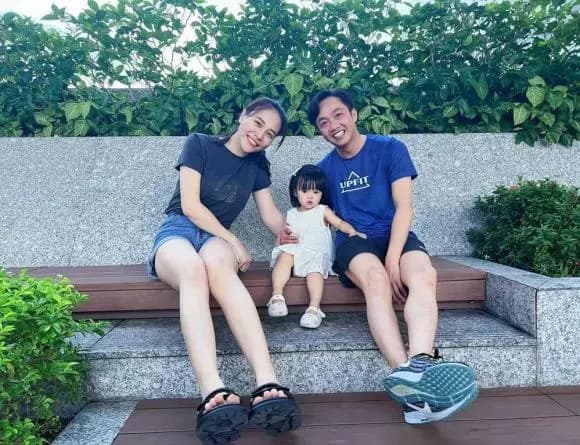 nữ ca sĩ đàm thu trang,doanh nhân cường đô la,sao Việt